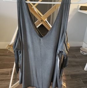 American Eagle gray shoulder tank